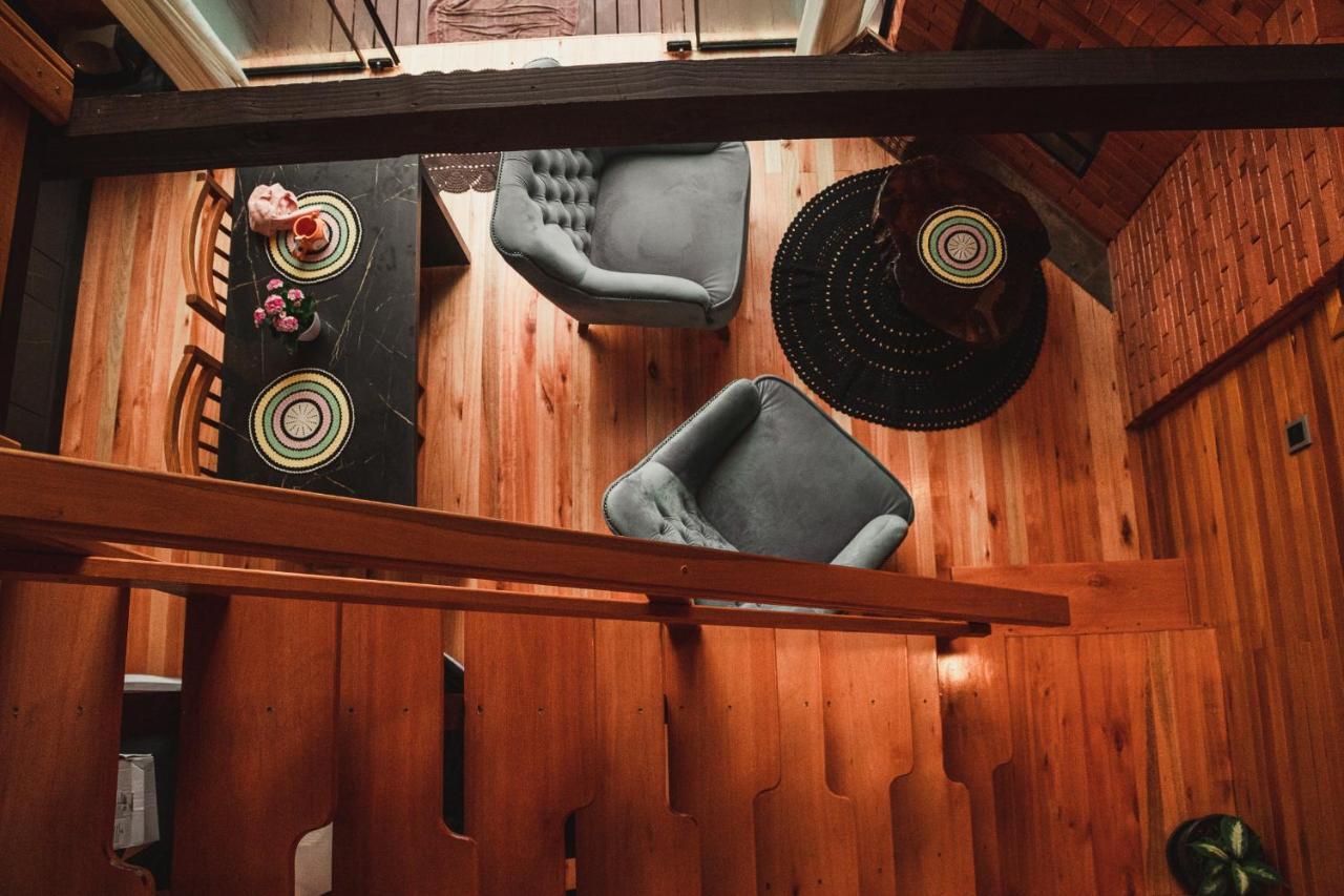 Chale Romantico Com Banheira De Hidromassagem E Lareira Bom Retiro  Exterior foto